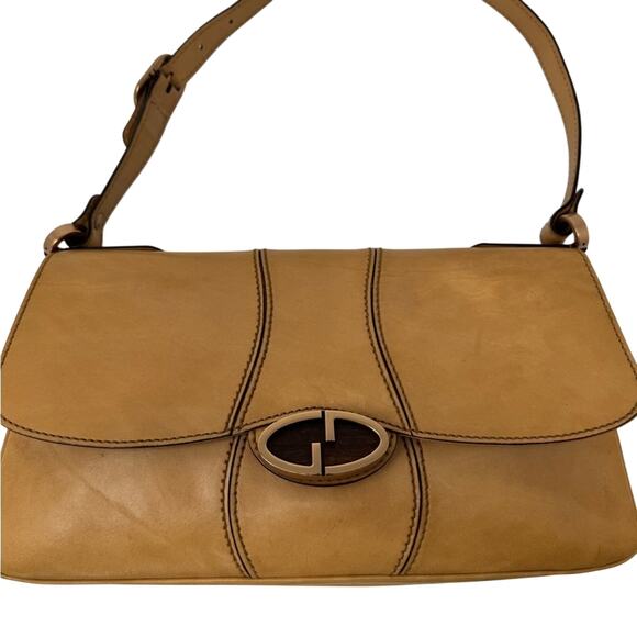 Gucci Vintage Camel Leather Shoulder Bag – Rare GG Logo, 2000s Minimalist Icon - Picture 9 of 14